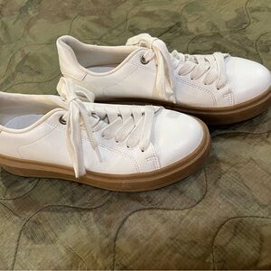 Steve Madden White Sneakers with Tan Sole